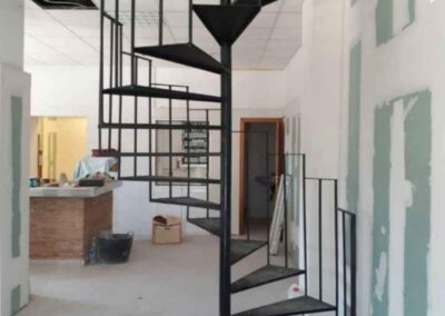 trabajo carpinteria metalica